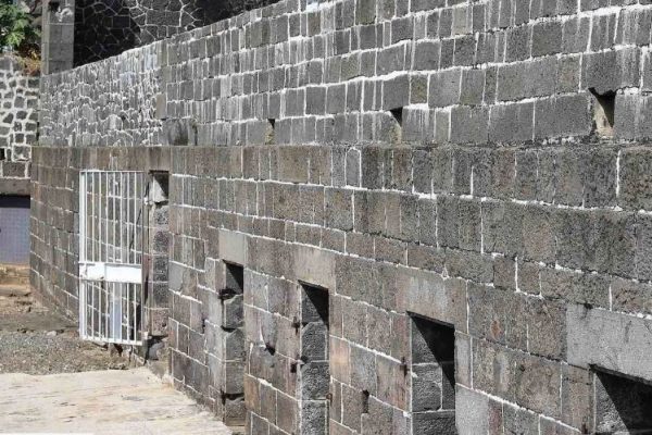 External view of the remaining structures of Aapravasi Ghat